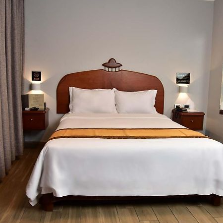 Serenzza Hotel Лима Екстериор снимка