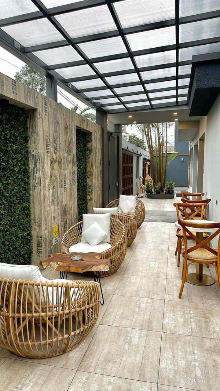 Serenzza Hotel Лима Екстериор снимка